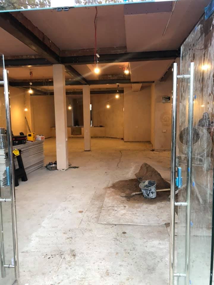 Retail unit stripped to shell condition during fit-out
